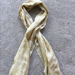Coach signature C lightweight scarf